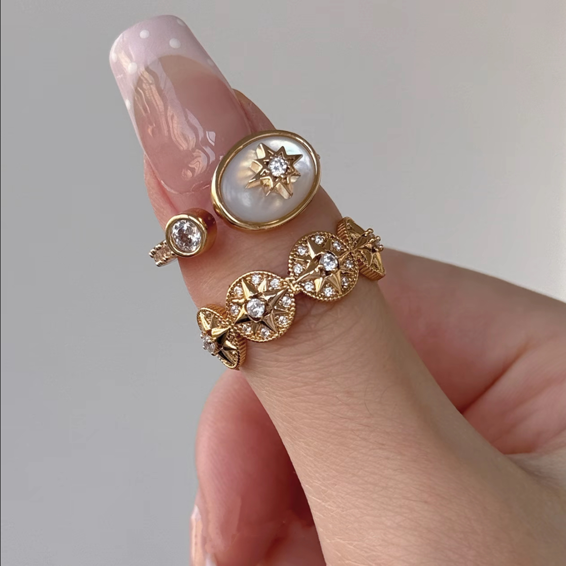 Compass of Pentacles Shell Octagonal Rhinestone Ring Two-Piece Set