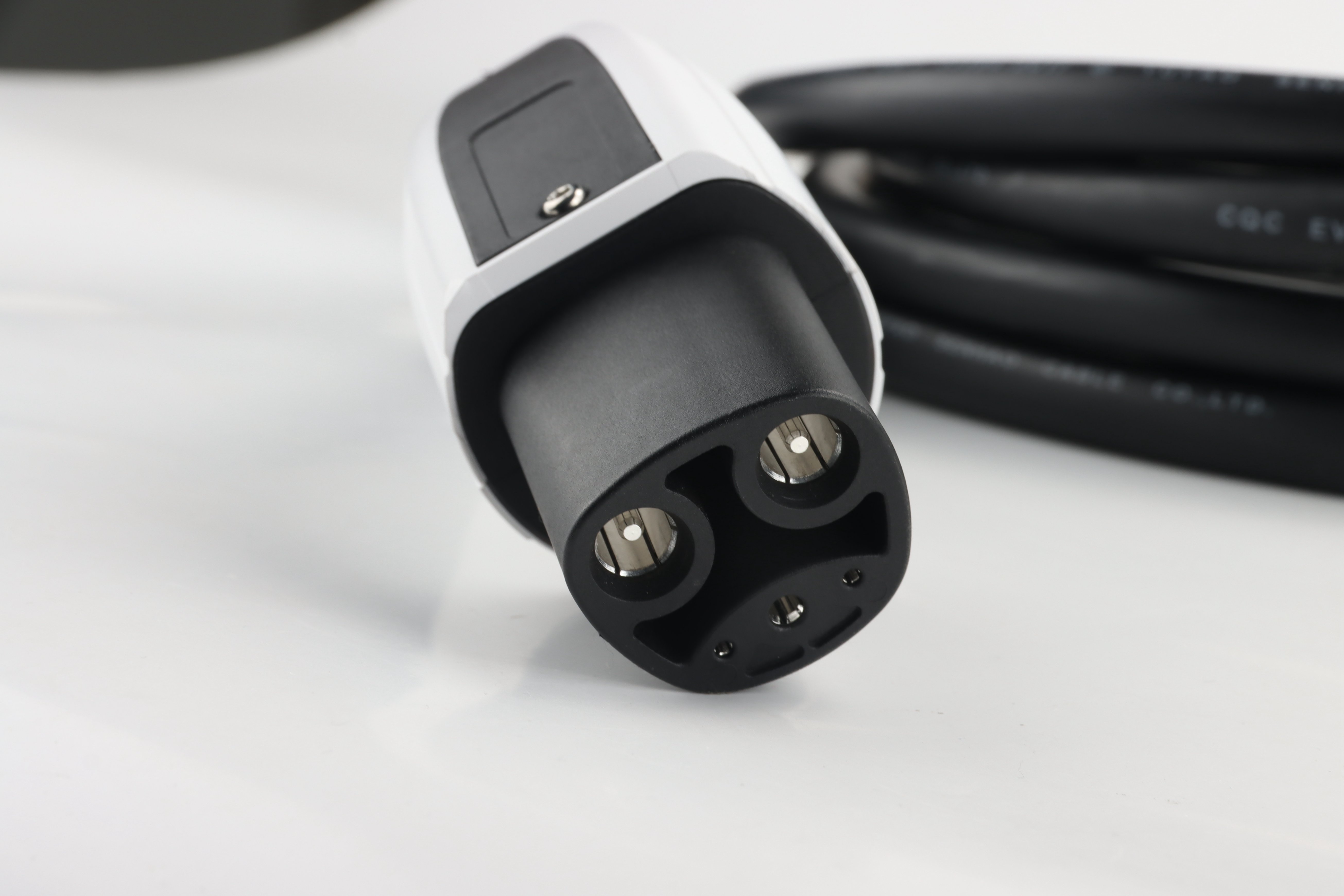 SIGOR Manufacturer Electric Car Adapter Ev Charger Adapter for tesla 32A Single Phase Emobile Ev Charger with LCD for Ev Electric Car