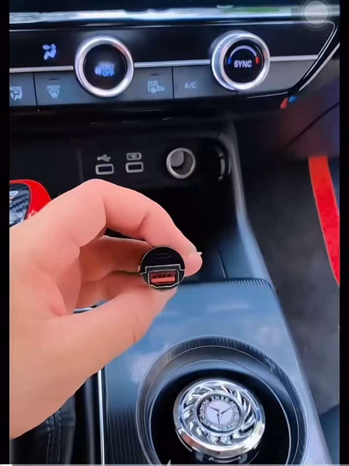 SIGOR PD 100W 30W USB Type C Mini Car Charger Lighter