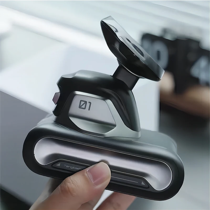 SIGOR 2025 Hot Product  Robot AI Intelligent Robot for Phone Accompany Desk Toy