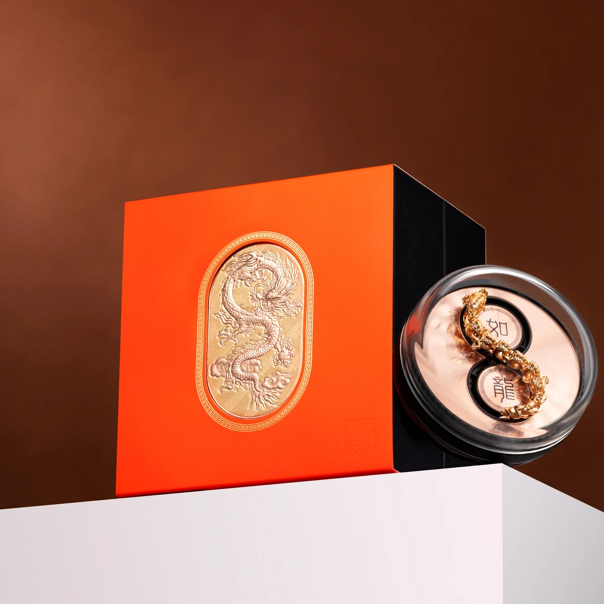 SIGOR Dynamic Dragon Car Aromatherapy Car High-end Perfume Fragrance Air Vent Ornaments