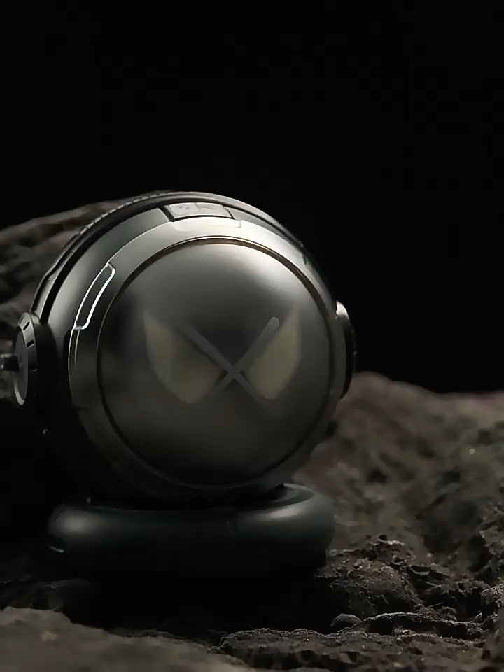 SIGOR Astronaut Speaker with LED Light