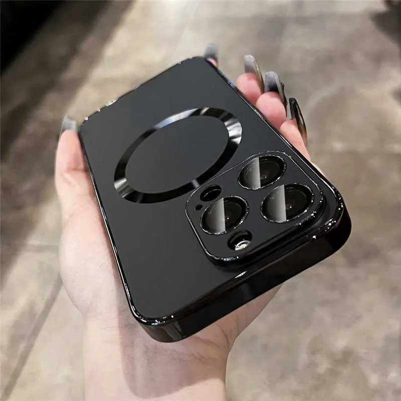 SIGOR Magnetic Frosted iPhone Case