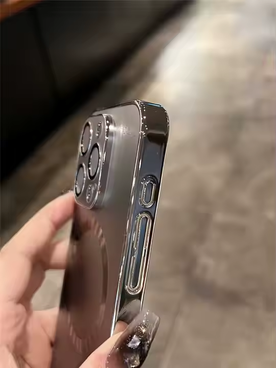 SIGOR Magnetic Frosted iPhone Case