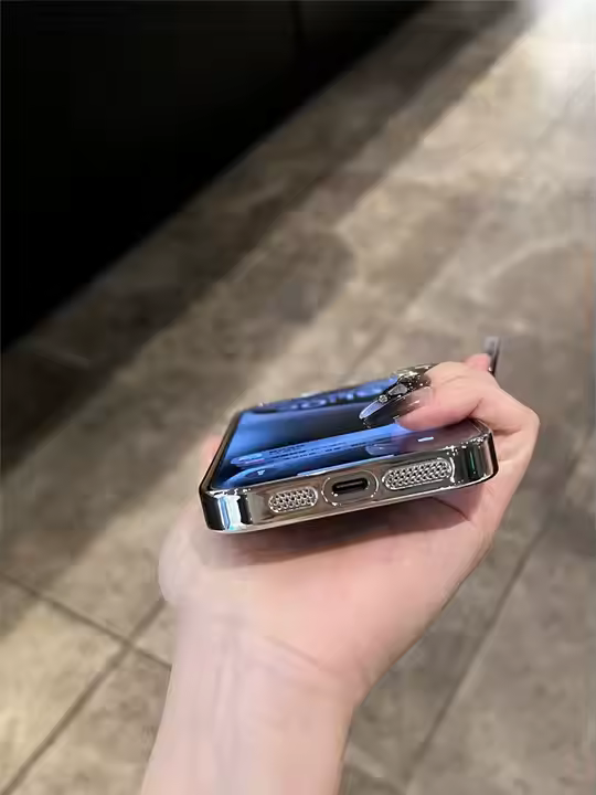 SIGOR Magnetic Frosted iPhone Case